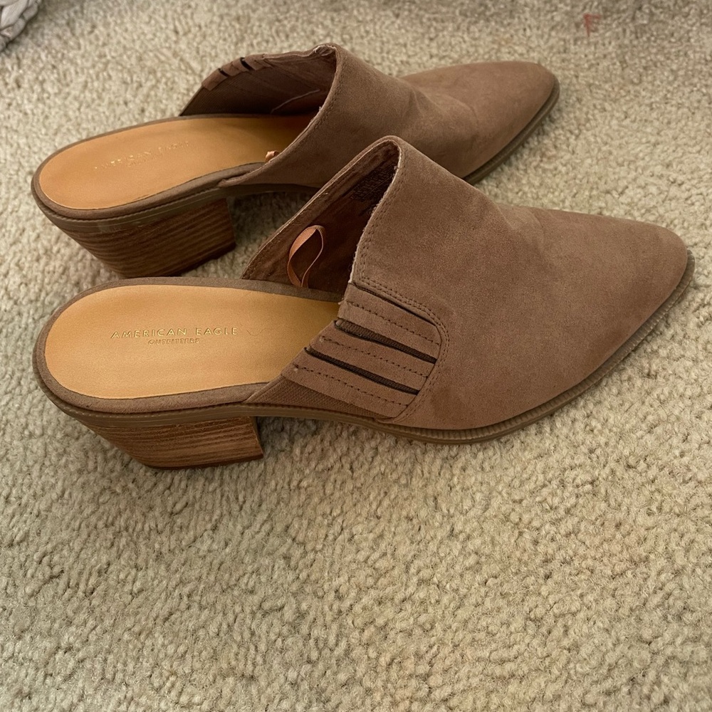 Heeled mules